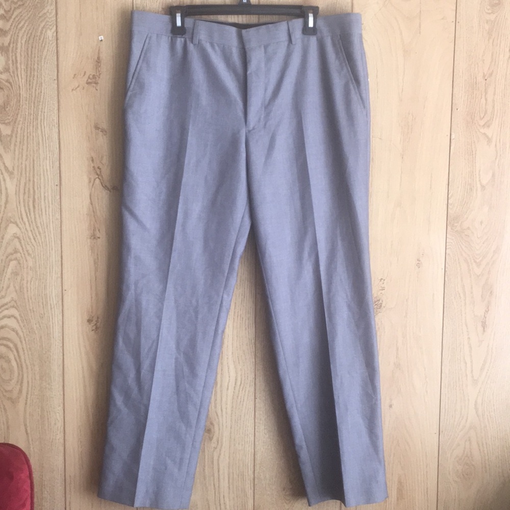 Men’s 36/30 J.Ferrar Slim Fit Gray Dress Pants